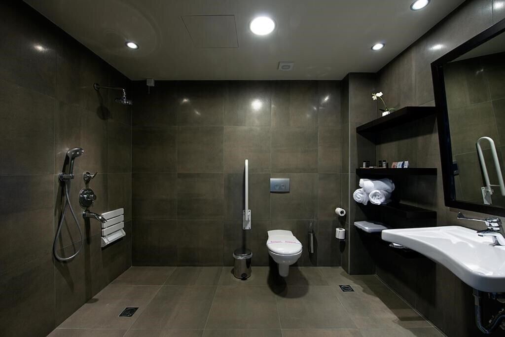 Photo of Bathroom in Longakion
