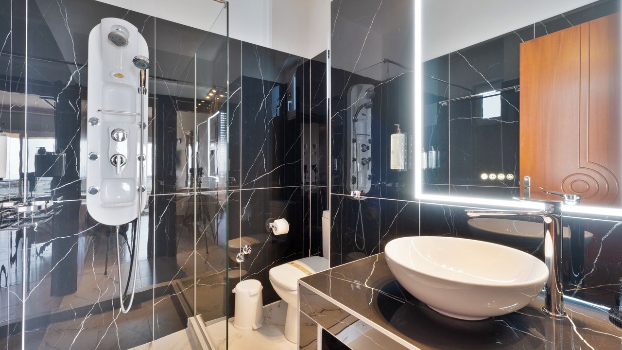Photo of Bathroom in Neos Marmaras