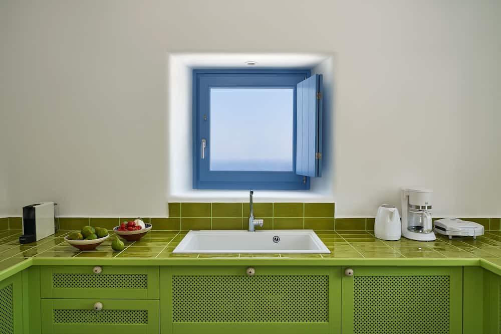 Photo of Kitchen in Vourvoulos