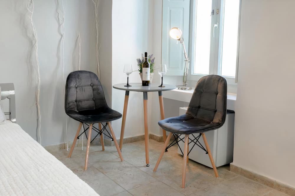 Photo of Bedroom in Fira