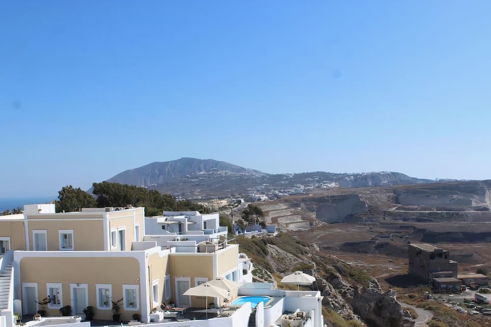 Photo of Others in Fira