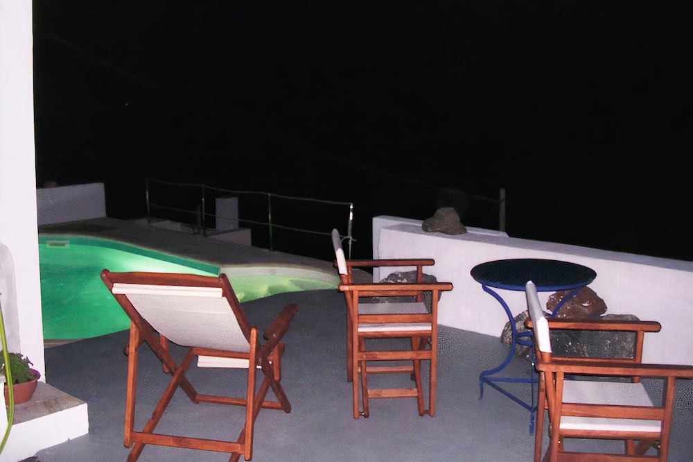 Photo of Patio Balcony in Fira