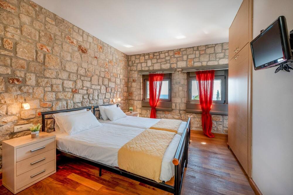 Photo of Bedroom in Pefkos