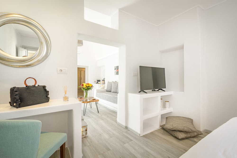 Photo of Bedroom in Imerovigli