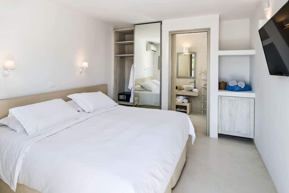 Photo of Bedroom in Kamari
