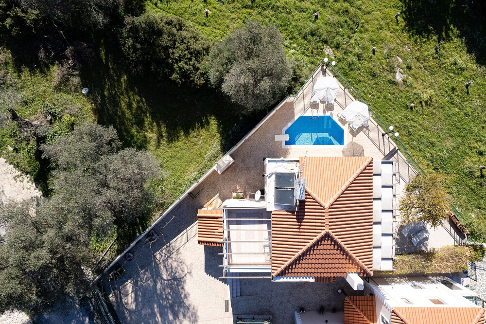 Photo of Outdoor in Kirianna
