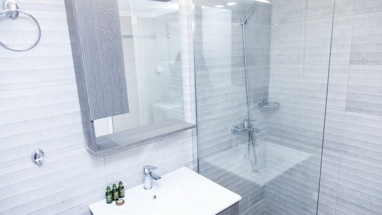 Photo of Bathroom in Ampelokipoi