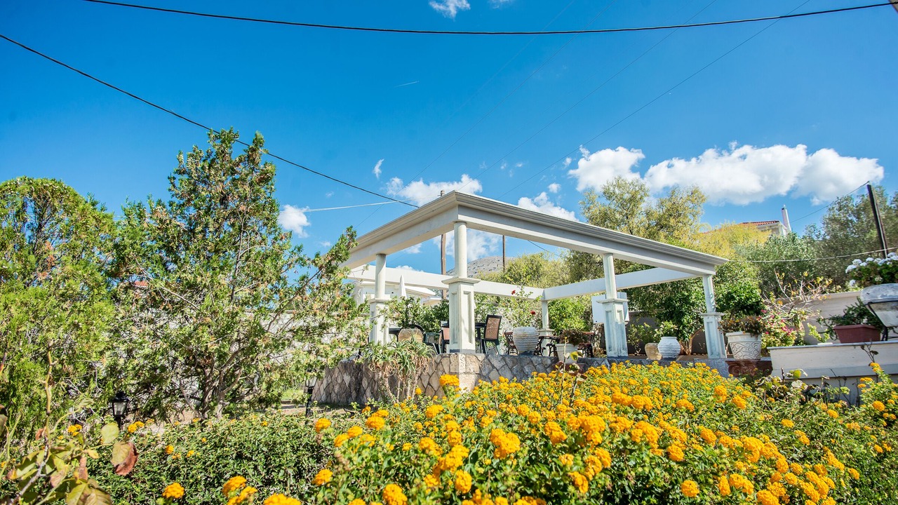 Photo of Outdoor in Razata