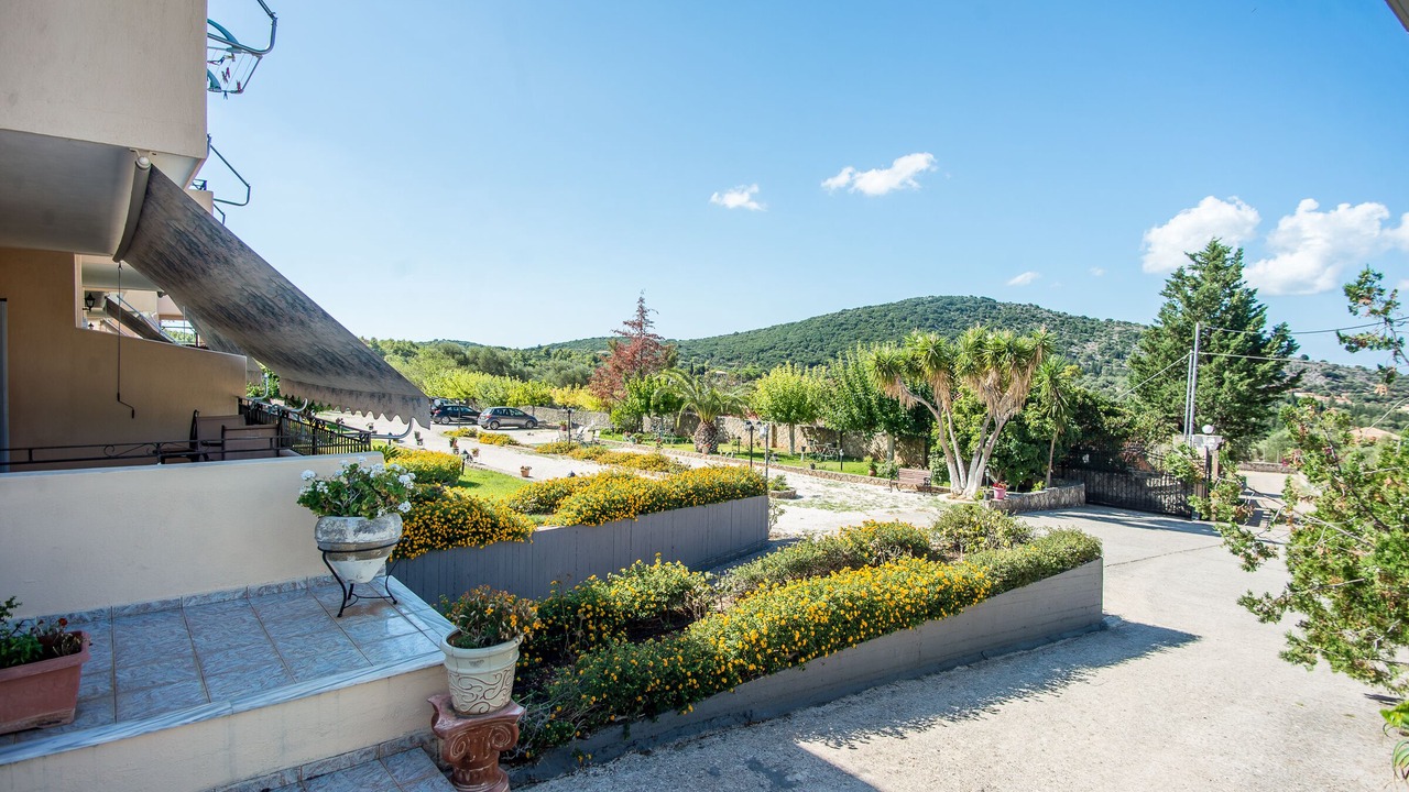 Photo of Outdoor in Razata
