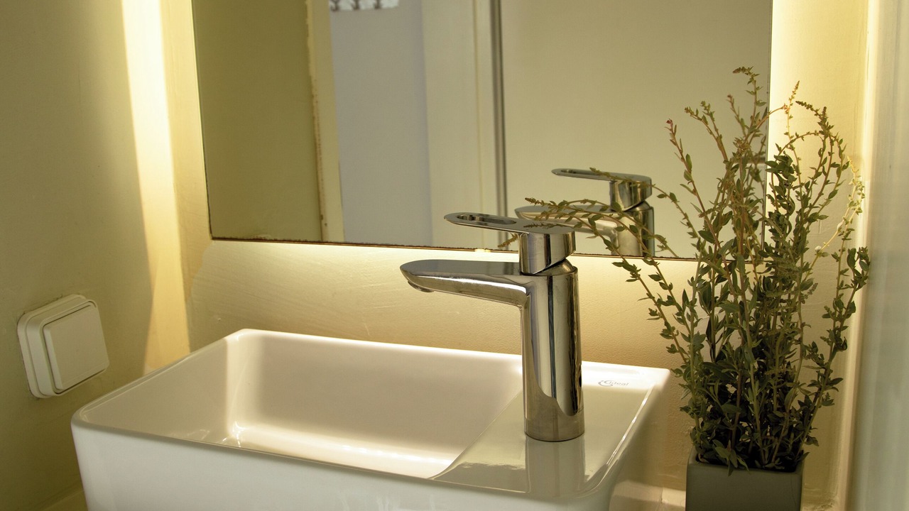 Photo of Bathroom in Akrotiri