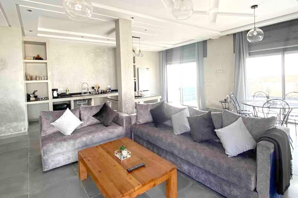 Photo of Livingroom in Sahel Chamali