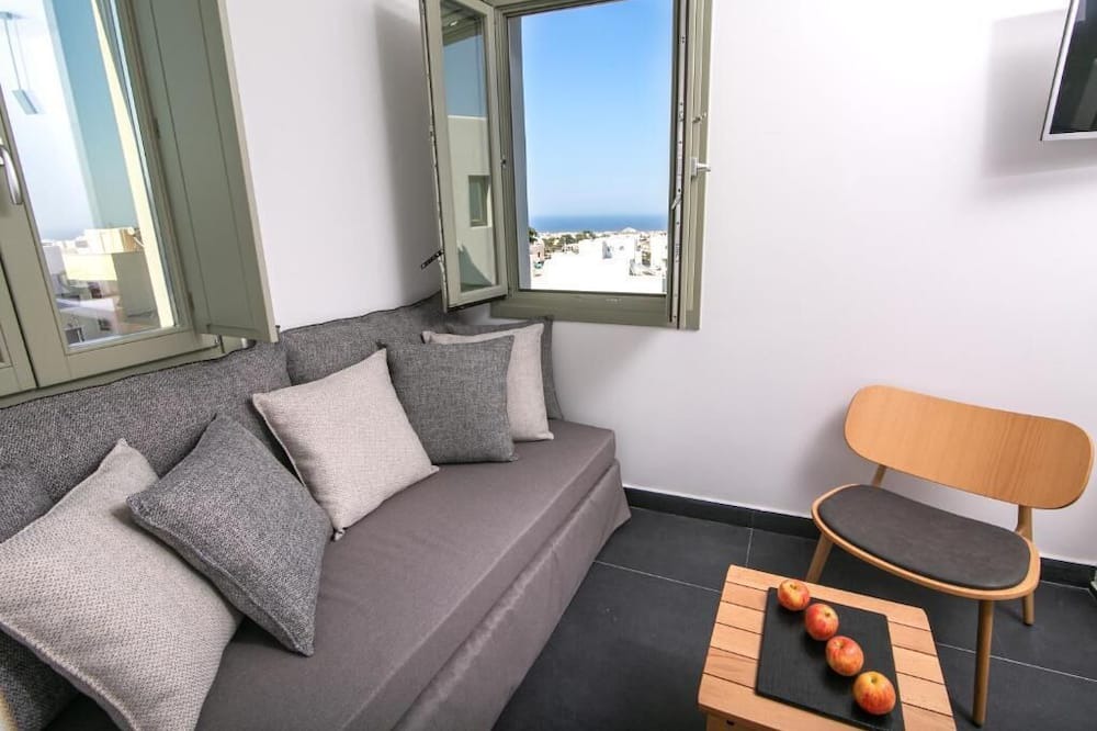 Photo of Livingroom in Vothon