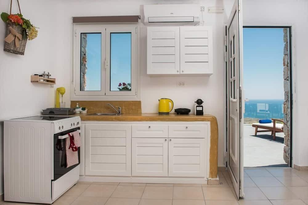 Photo of Kitchen in Vourvoulos