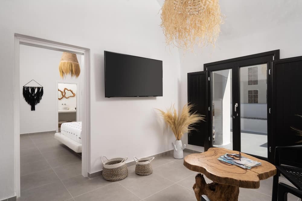 Photo of Livingroom in Oia