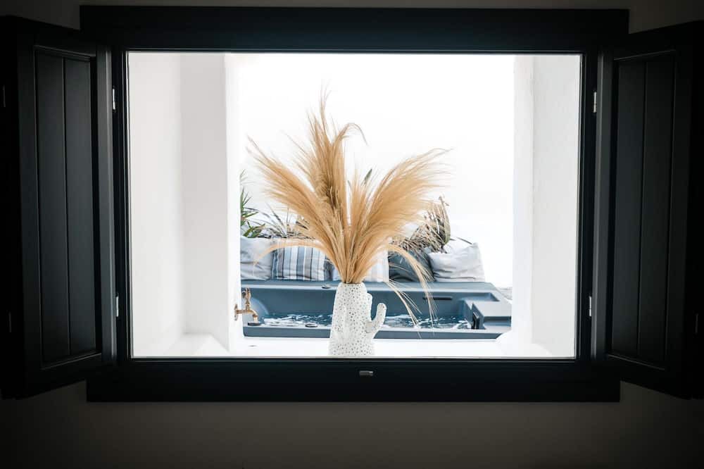 Photo of Bedroom in Oia
