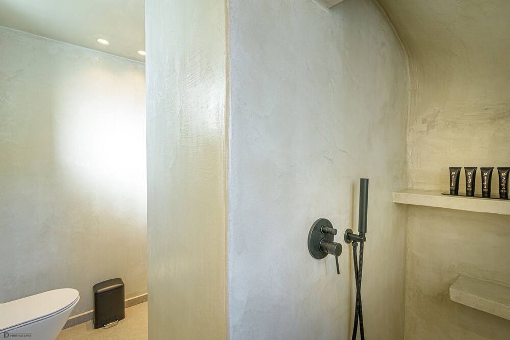 Photo of Bathroom in Oia