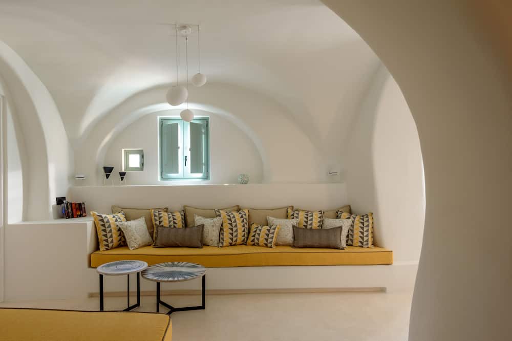 Photo of Livingroom in Episkopi Gonias