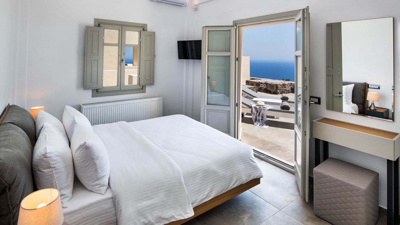 Photo of Bedroom in Imerovigli