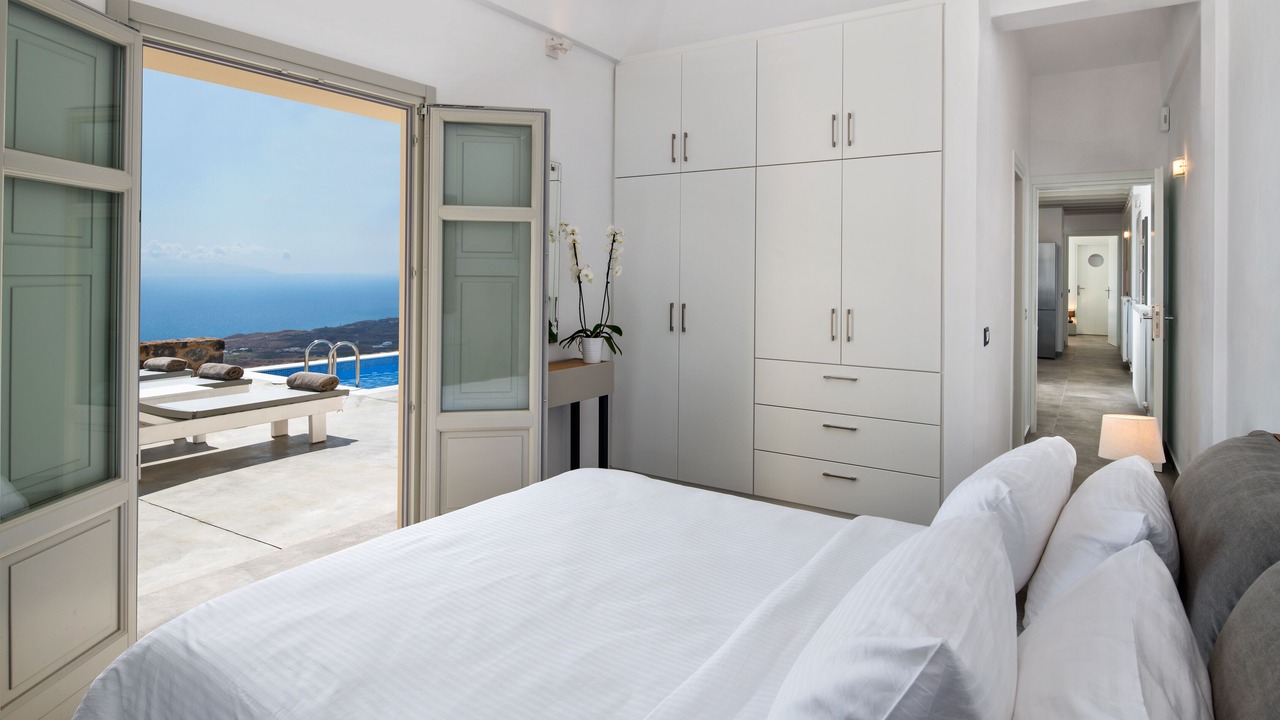 Photo of Bedroom in Imerovigli