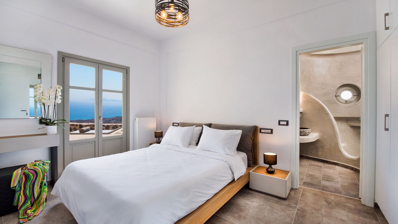 Photo of Bedroom in Imerovigli