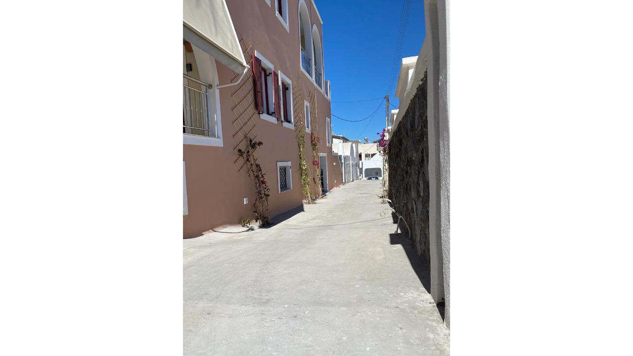 Photo of Outdoor in Fira