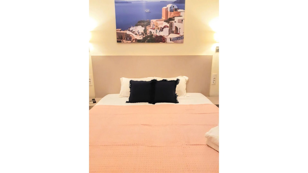 Photo of Others in Fira