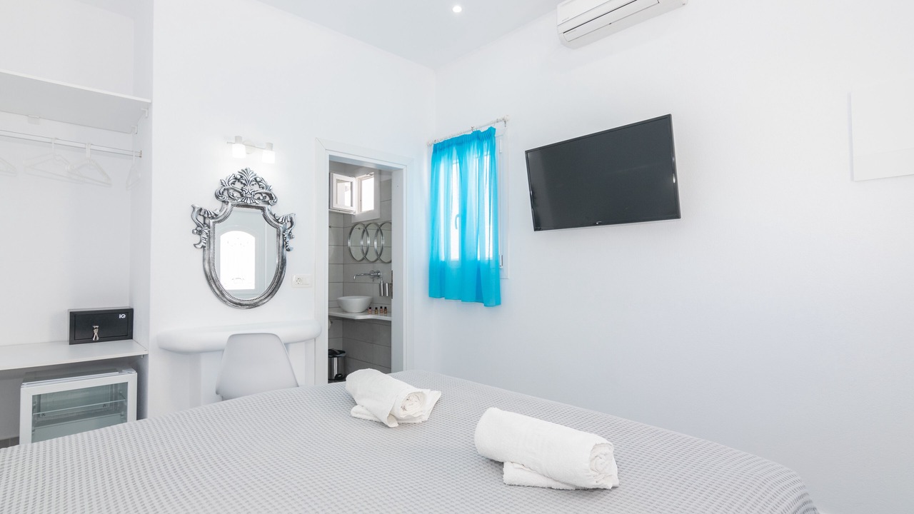 Photo of Bedroom in Akrotiri