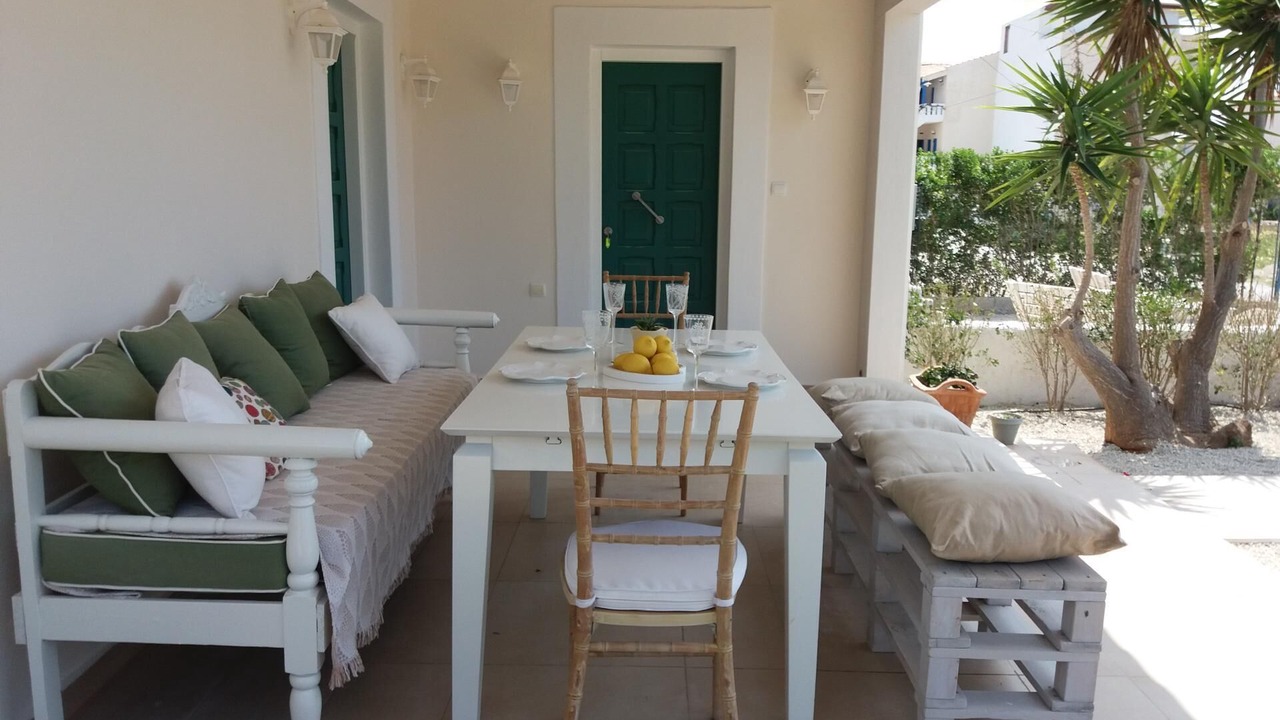 Photo of Patio Balcony in Kalamaki