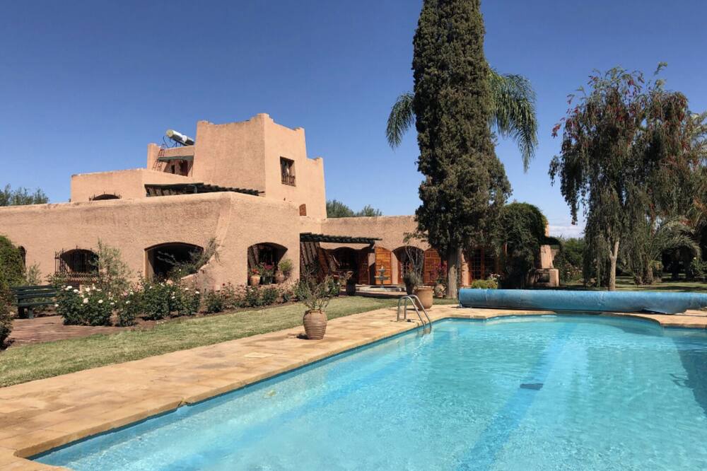 Photo of Outdoor in Saada