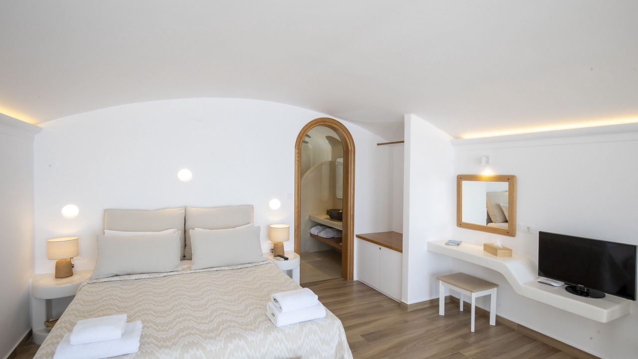 Photo of Bedroom in Firostefani