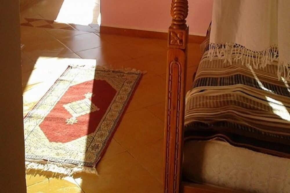Photo of Bedroom in Imouzzer des Ida Outanane