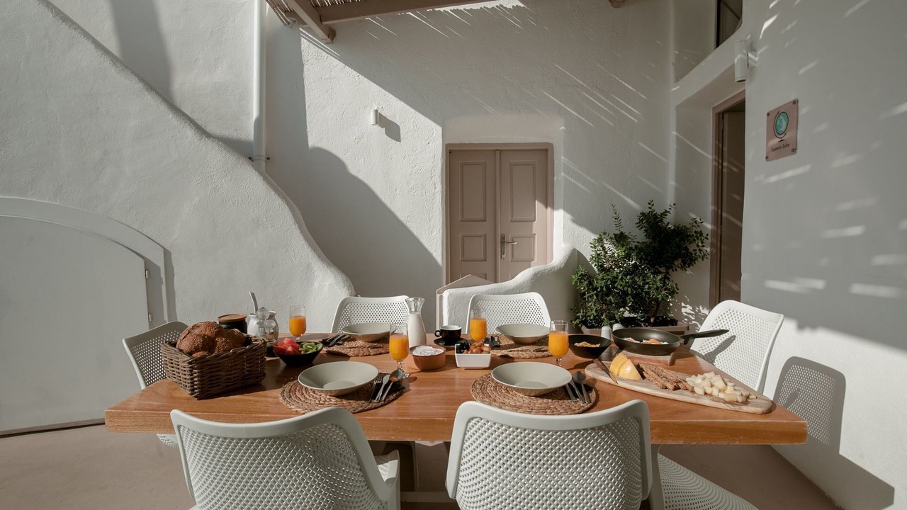 Photo of Others in Fira