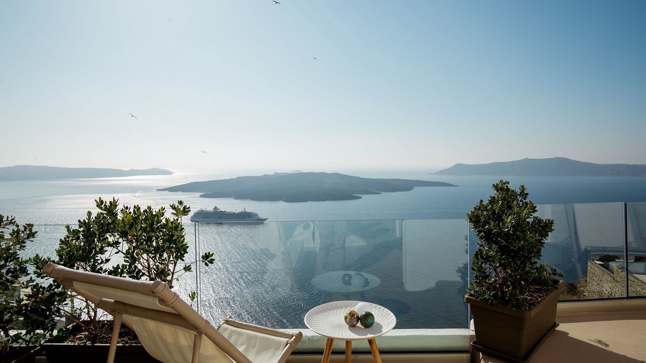 Photo of Outdoor in Fira