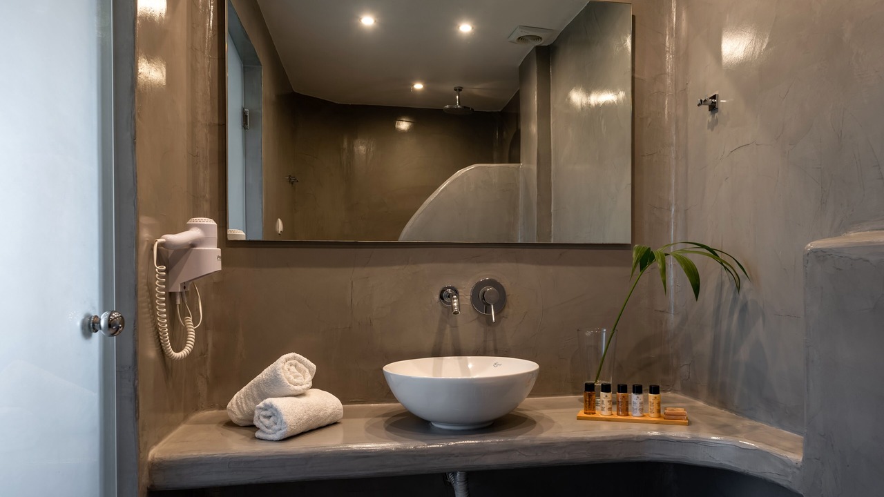Photo of Bathroom in Vothon