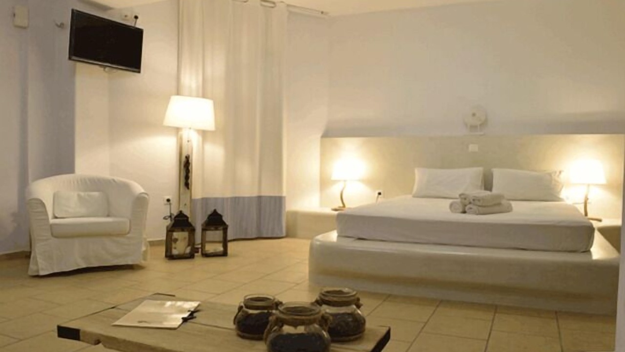 Photo of Bedroom in Messaria