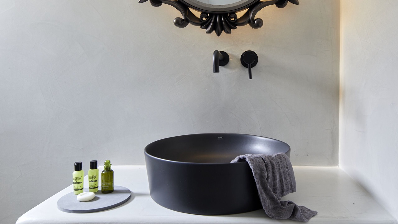 Photo of Bathroom in Kamari