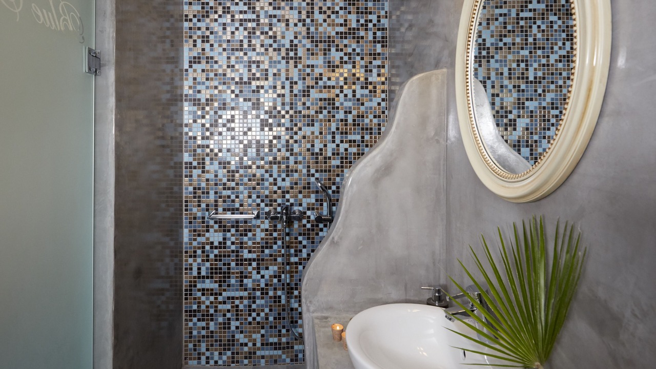 Photo of Bathroom in Kamari