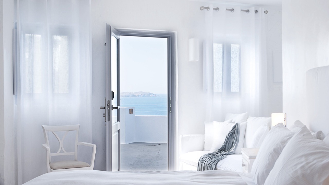 Photo of Bedroom in Oia