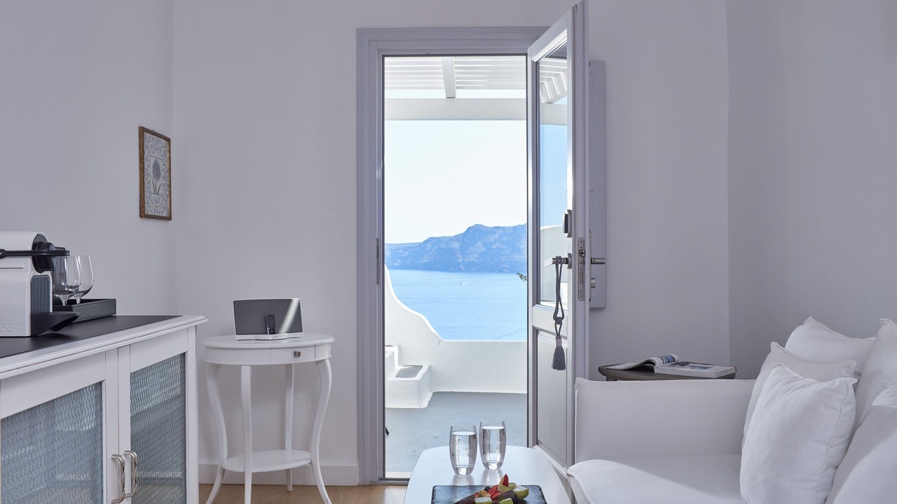 Photo of Bedroom in Oia