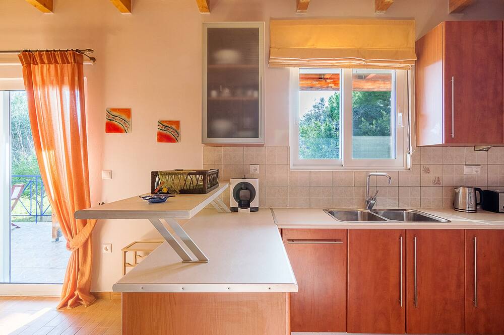 Photo of Kitchen in Markopoulo Mesogaias
