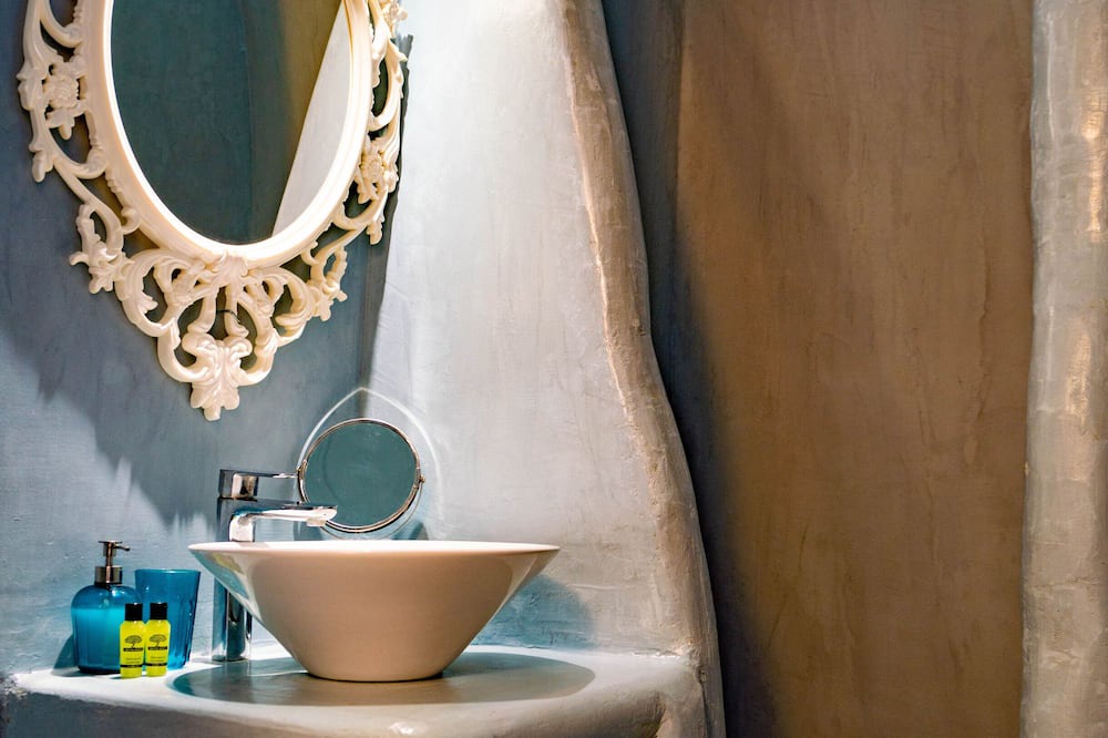 Photo of Bathroom in Episkopi Gonias