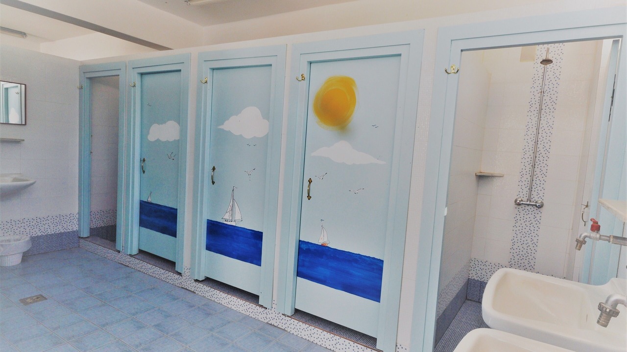 Photo of Bathroom in Fira