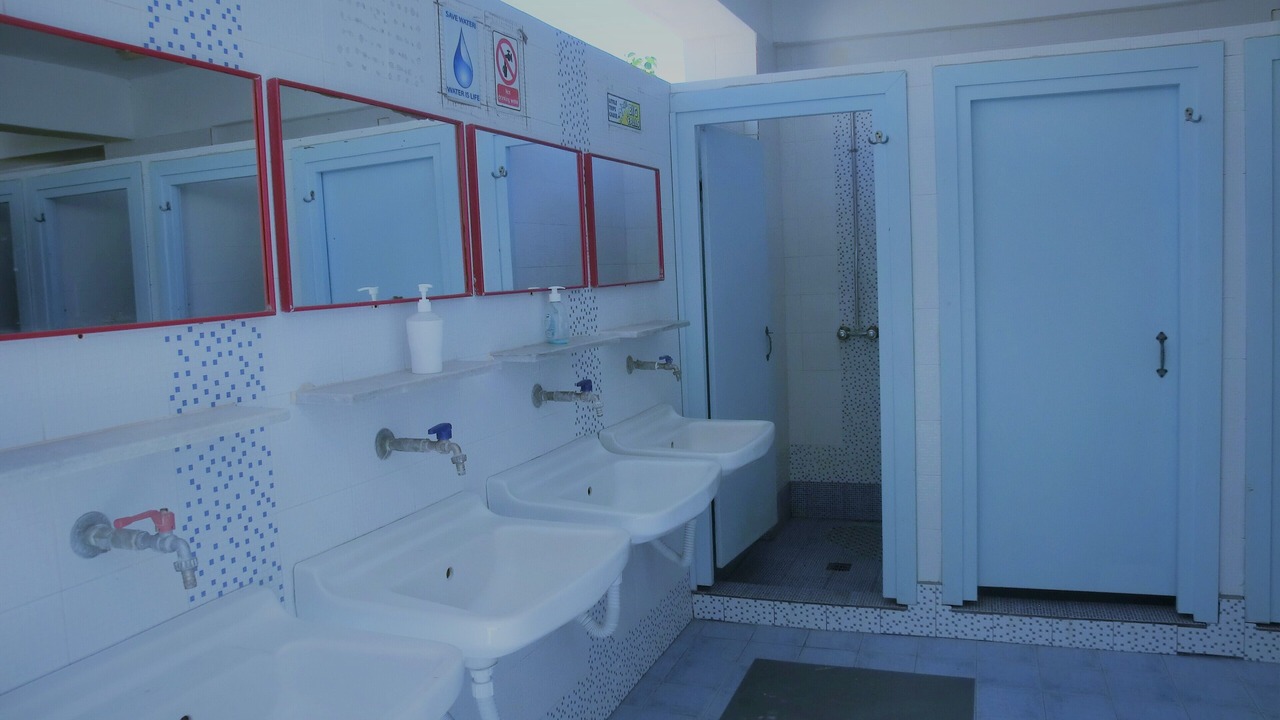 Photo of Bathroom in Fira