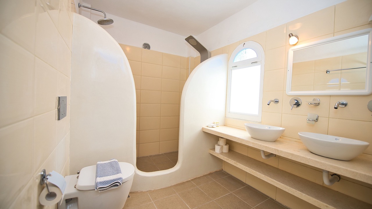 Photo of Bathroom in Akrotiri