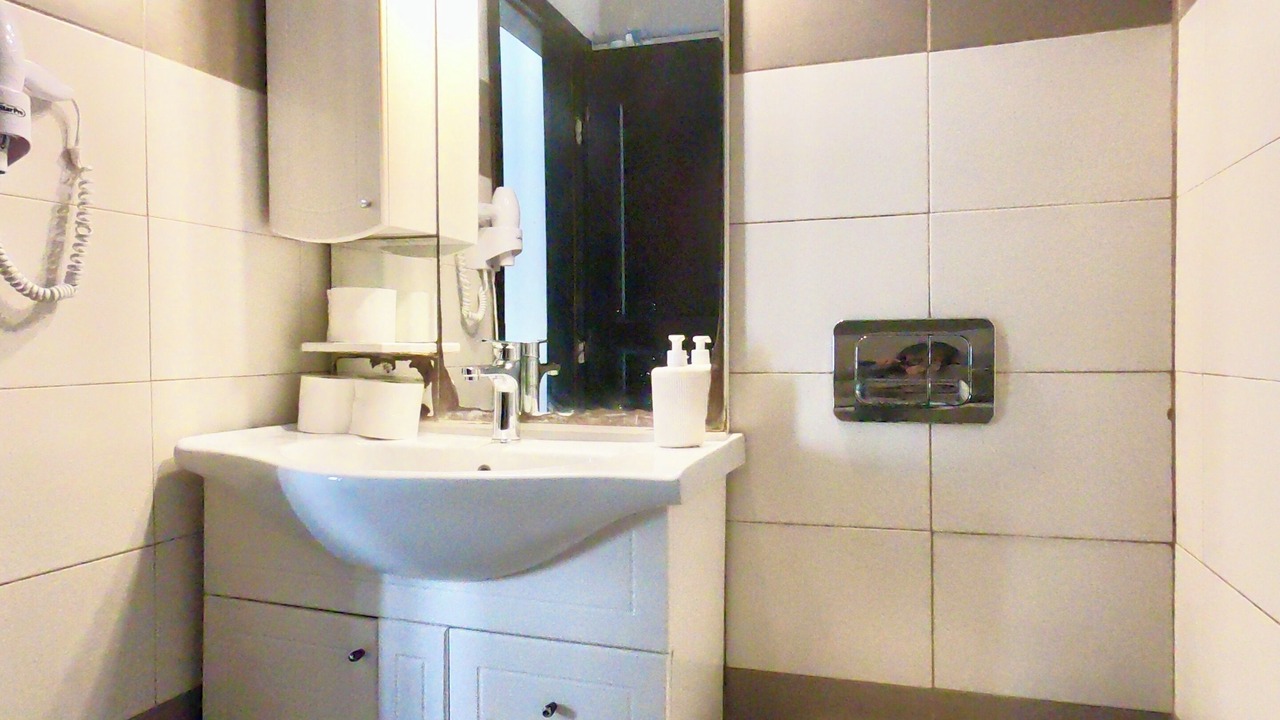 Photo of Bathroom in Perissa