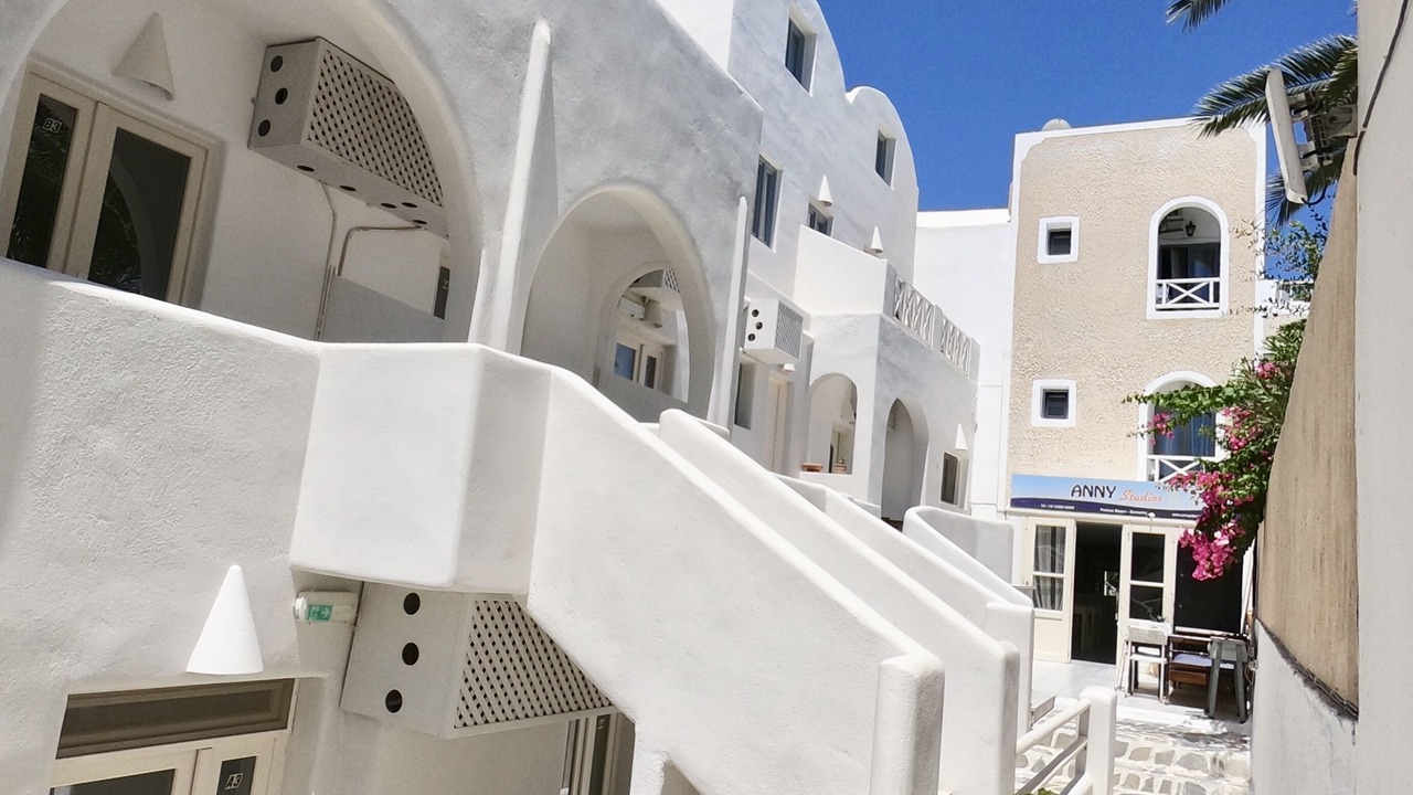 Photo of Outdoor in Perissa