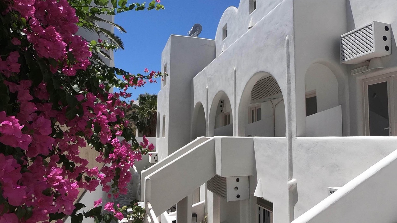 Photo of Outdoor in Perissa