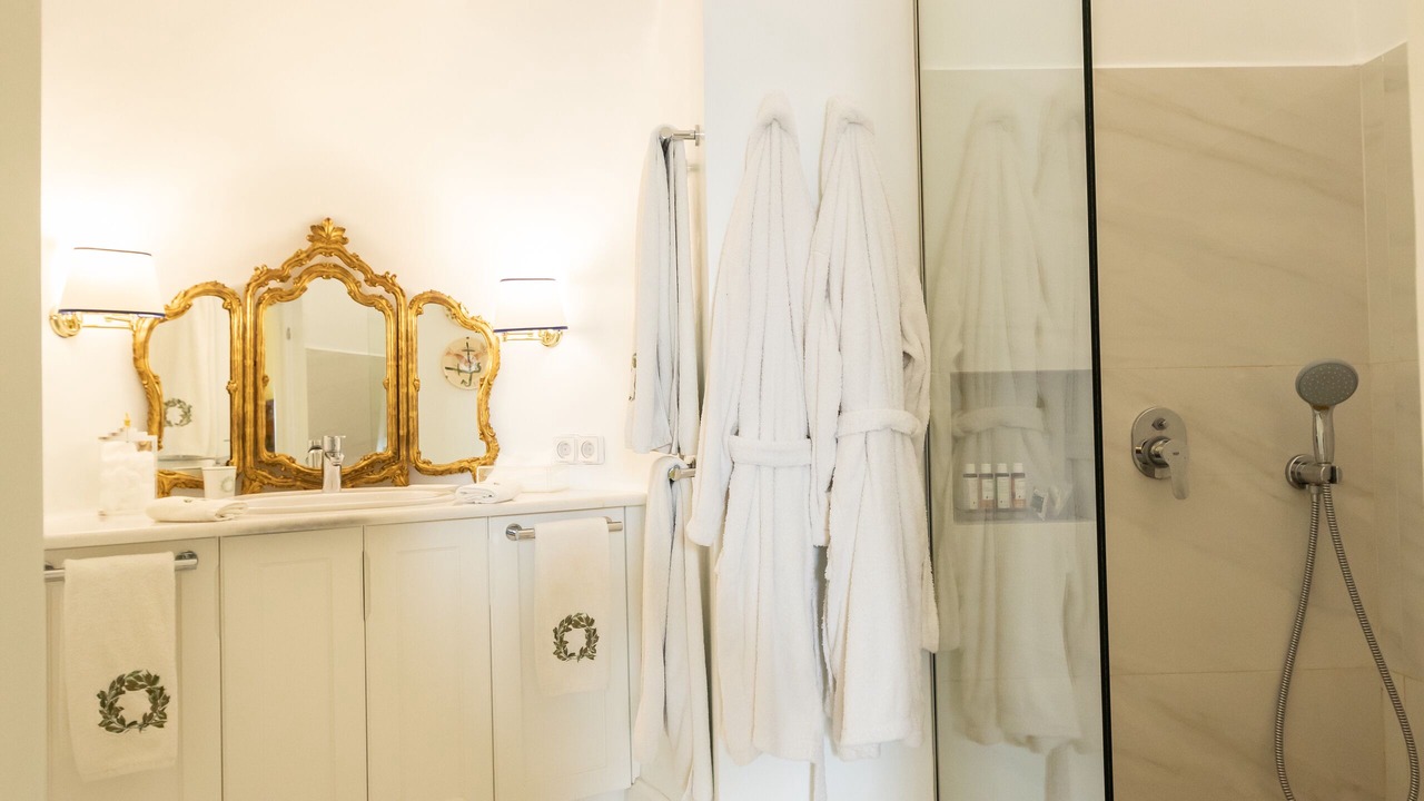 Photo of Bathroom in Firostefani