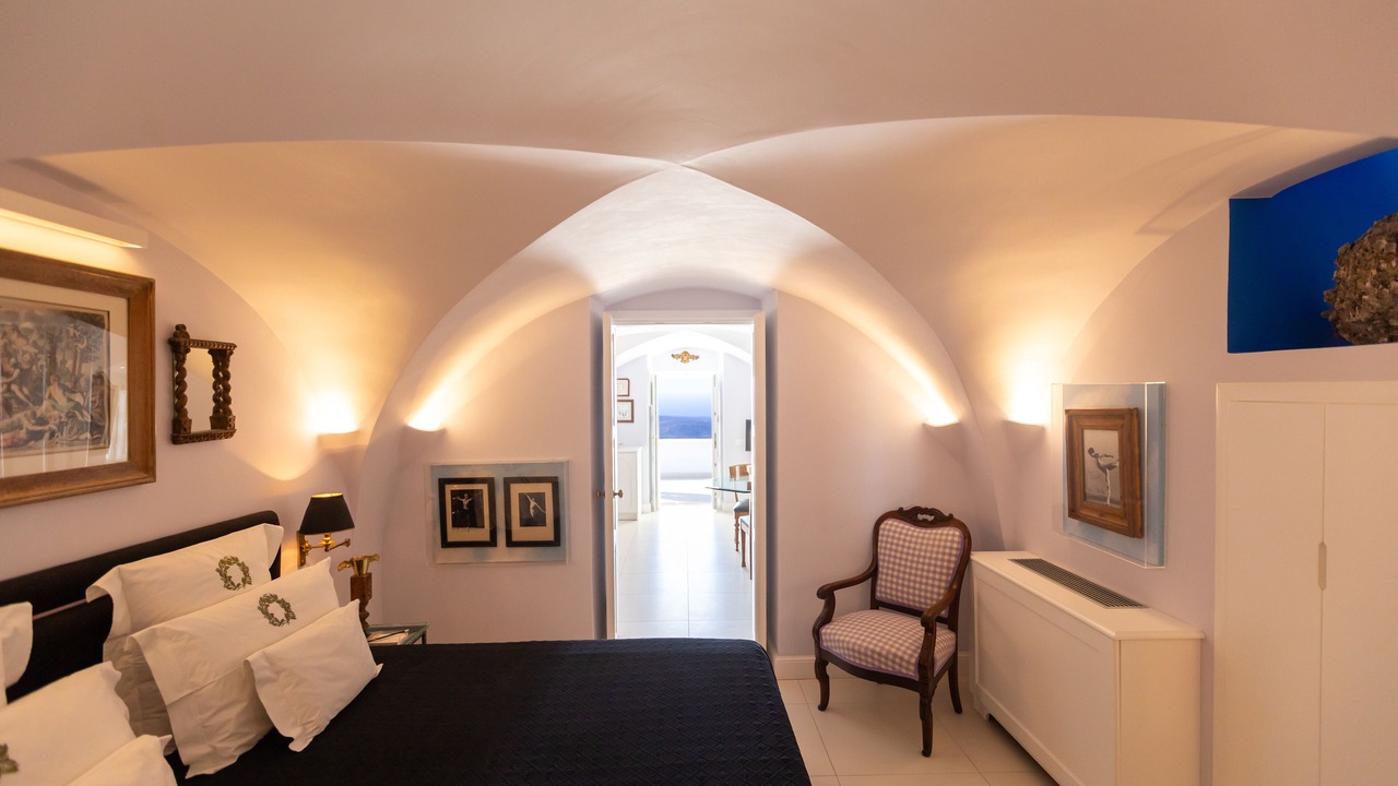 Photo of Bedroom in Firostefani