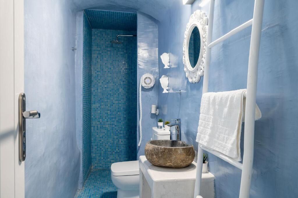 Photo of Bathroom in Exo Gonia
